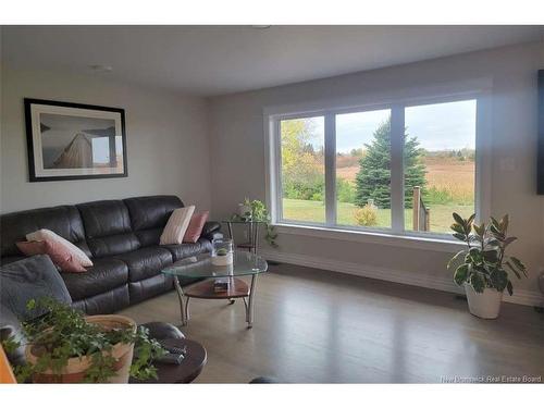 1135 Mercury St, Bathurst, NB 