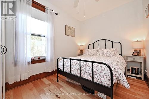 448 Timothy Street, Newmarket, ON - Indoor Photo Showing Bedroom