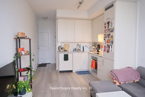 3005-36 Elm Drive E, Mississauga, ON - Indoor Photo Showing Kitchen