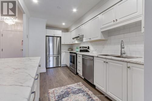 103 - 41 Ash Street, Uxbridge, ON - Indoor Photo Showing Kitchen With Upgraded Kitchen