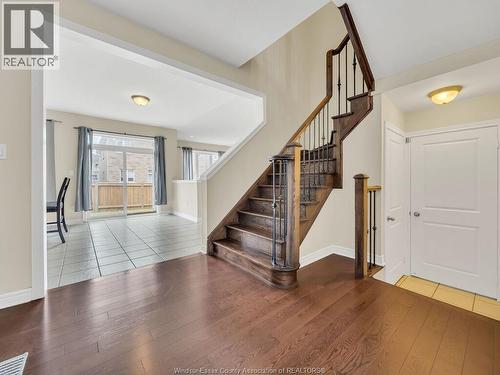 51 Merrybrook Trail, Brampton, ON - Indoor Photo Showing Other Room