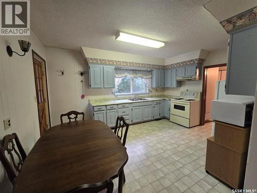 707 Poplar Street, Wolseley, SK - Indoor