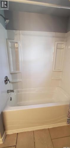 109 Cairo Street, Wolseley, SK - Indoor Photo Showing Bathroom