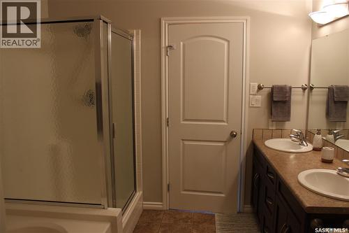 108 Erickson Street, Midale, SK - Indoor Photo Showing Bathroom