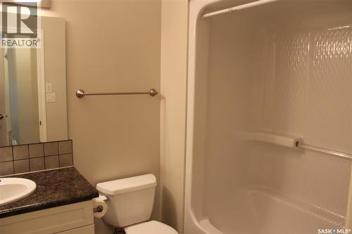 106 Erickson Street, Midale, SK - Indoor Photo Showing Bathroom