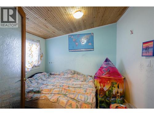 776 Dominion Street, Kamloops, BC - Indoor Photo Showing Bedroom