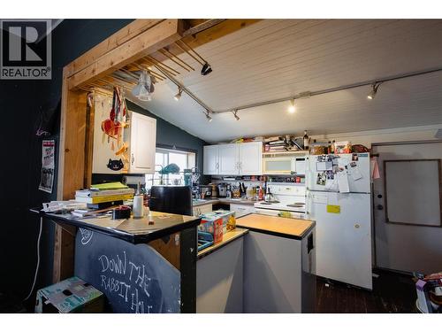 776 Dominion Street, Kamloops, BC - Indoor