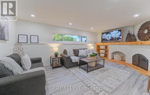 36 Blackfriars Place, Kitchener, ON - Indoor Photo Showing Living Room With Fireplace
