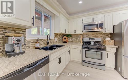 36 Blackfriars Place, Kitchener, ON - Indoor Photo Showing Kitchen With Double Sink