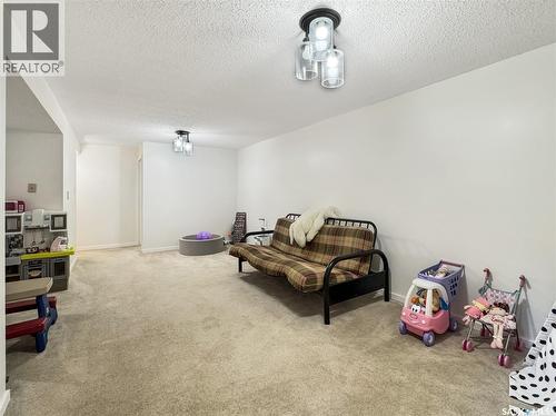 264 7Th Avenue W, Unity, SK - Indoor