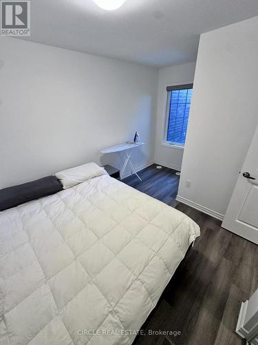 70 - 1317 Leriche Way, Milton, ON - Indoor Photo Showing Bedroom