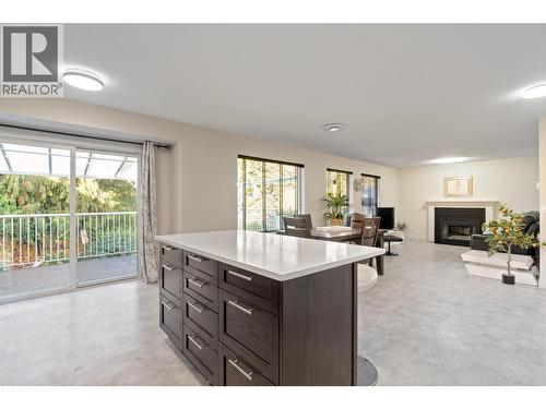 721 11 Street Se, Salmon Arm, BC - Indoor With Fireplace