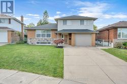 132 GREENINGDON DRIVE  Hamilton, ON L9A 4W7