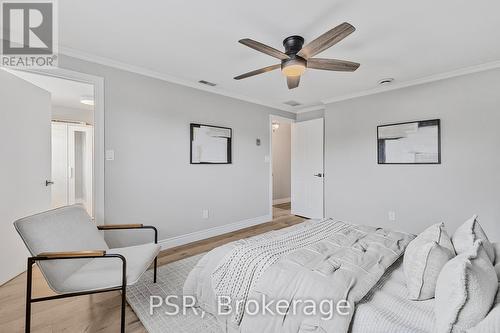 187 West 2Nd Street, Hamilton, ON - Indoor Photo Showing Bedroom