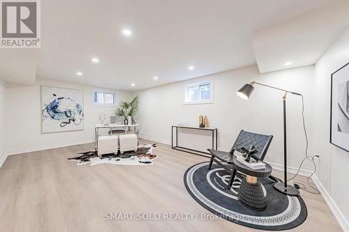 158 Park Avenue, Newmarket, ON - Indoor