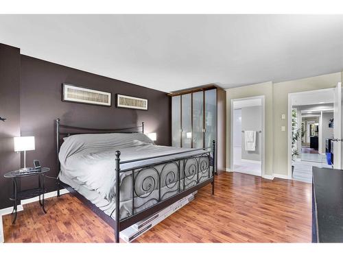 106 9978 148 Street, Surrey, BC - Indoor Photo Showing Bedroom