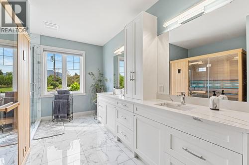 3022 Dunster Road, Kelowna, BC - Indoor Photo Showing Bathroom