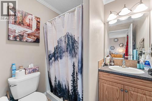 3022 Dunster Road, Kelowna, BC - Indoor Photo Showing Bathroom