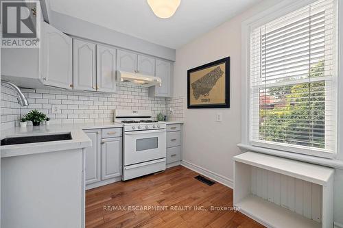 406 Margueretta Street, Toronto, ON - Indoor Photo Showing Kitchen