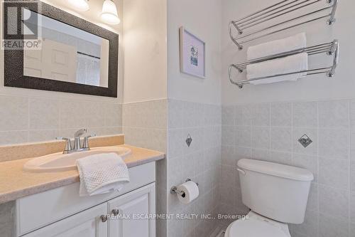 406 Margueretta Street, Toronto, ON - Indoor Photo Showing Bathroom