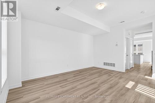 39 - 70 Kenesky Drive, Hamilton, ON - Indoor Photo Showing Other Room