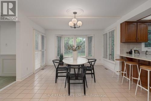 172 Burnhamthorpe Road, Toronto, ON - Indoor Photo Showing Dining Room