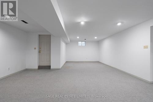 172 Burnhamthorpe Road, Toronto, ON - Indoor