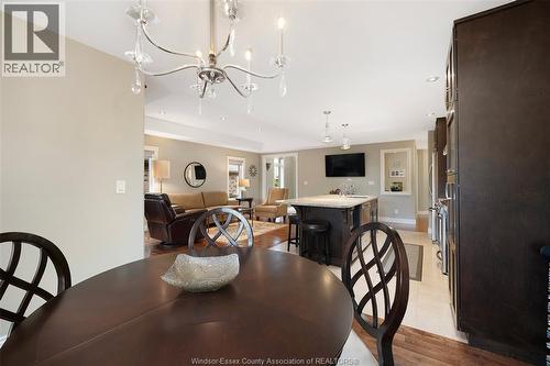 212 Woodycrest, Kingsville, ON - Indoor Photo Showing Dining Room