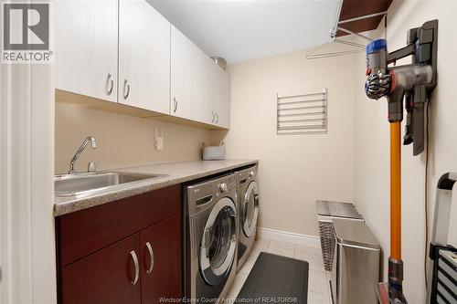 212 Woodycrest, Kingsville, ON - Indoor Photo Showing Laundry Room