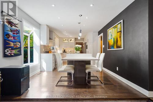75 Terrace Drive, Hamilton, ON - Indoor Photo Showing Dining Room