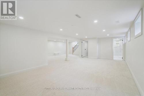 1391 Mountain Grove Avenue, Burlington, ON - Indoor Photo Showing Other Room