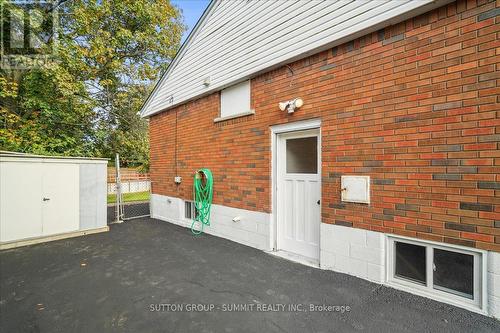 1391 Mountain Grove Avenue, Burlington, ON - Outdoor With Exterior