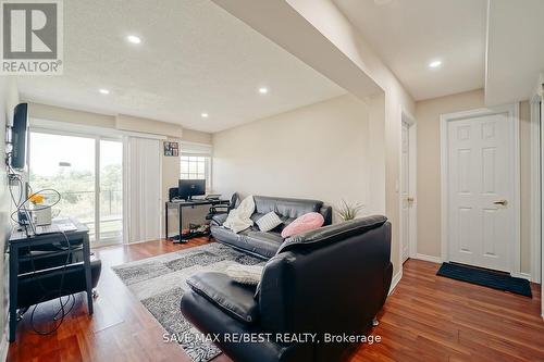 Bsmt - 22 Birch Tree Trail, Brampton, ON - Indoor Photo Showing Living Room