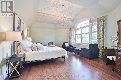 342 Pomona Avenue, Burlington, ON - Indoor Photo Showing Bedroom