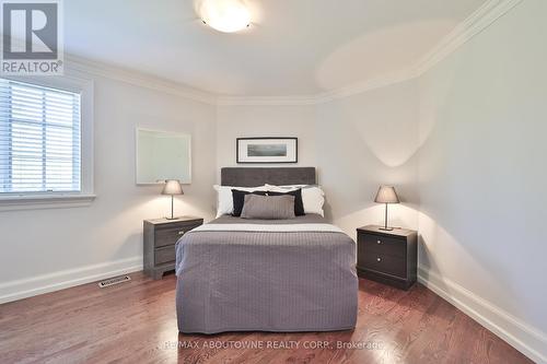 342 Pomona Avenue, Burlington, ON - Indoor Photo Showing Bedroom