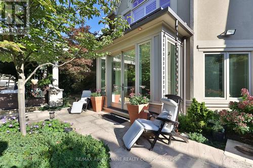 342 Pomona Avenue, Burlington, ON - Outdoor