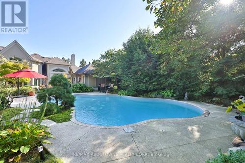 342 Pomona Avenue, Burlington, ON - Outdoor With In Ground Pool With Backyard