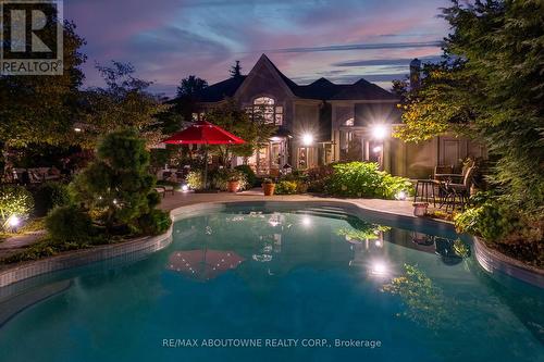 342 Pomona Avenue, Burlington, ON - Outdoor With In Ground Pool