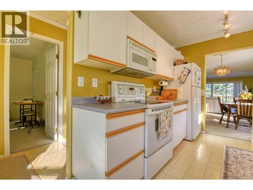 7 500 Wotzke Drive, Williams Lake, BC - Indoor Photo Showing Kitchen