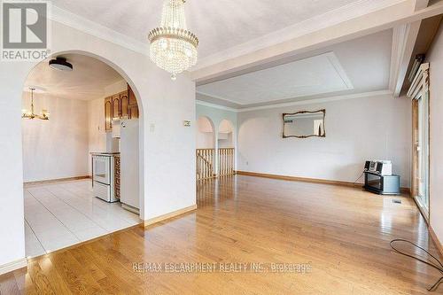 595 Green Mountain Road E, Hamilton, ON - Indoor