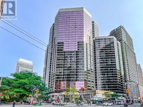 310 - 1001 BAY STREET  Toronto, ON M5S 3A6