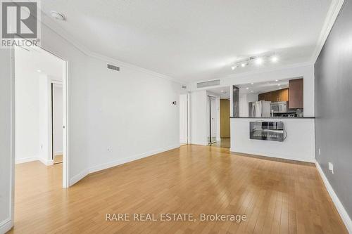 310 - 1001 Bay Street, Toronto, ON - Indoor Photo Showing Other Room