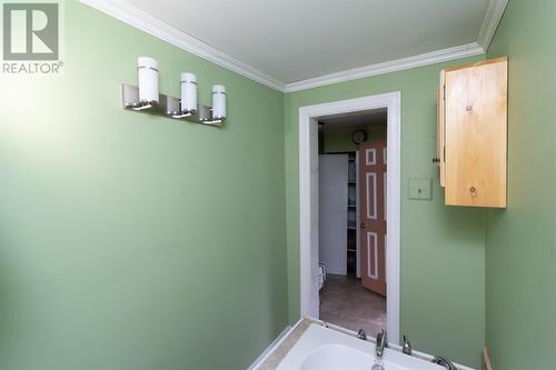 153 Town Circle Road, Pouch Cove, NL - Indoor Photo Showing Other Room