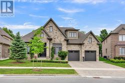 44 PIONEER RIDGE DRIVE  Kitchener, ON N2P 0G6