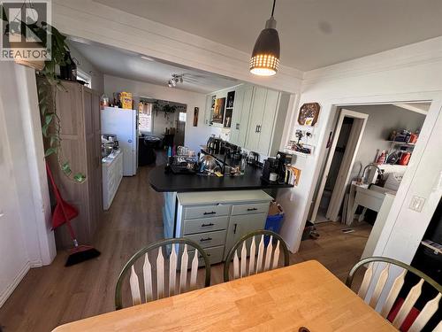 419 Ritchie St, Kimberley, BC - Indoor Photo Showing Dining Room