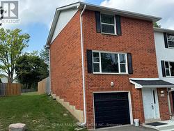 1 - 411 KEATS WAY  Waterloo, ON N2L 5S7