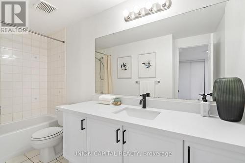 106 - 2555 Thomas Street, Mississauga, ON - Indoor Photo Showing Bathroom