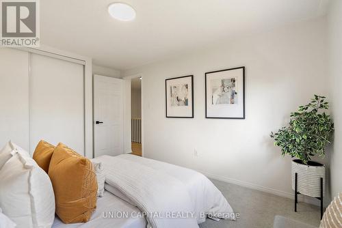 106 - 2555 Thomas Street, Mississauga, ON - Indoor Photo Showing Bedroom