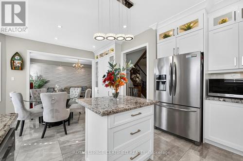 1468 Liverpool Street, Oakville, ON - Indoor