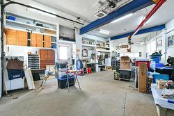 Garage - 